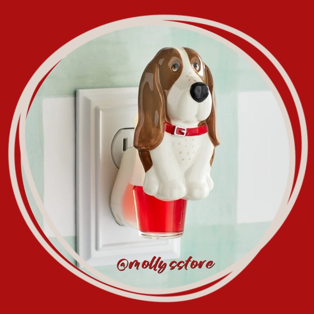 🌸 New Pioneer Woman Fragrance Oil Diffuser, Charlie Basset Hound Dog, Plug-in